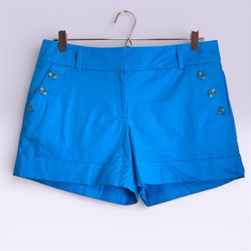 7th Avenue Design Studio New York & Company blue button cotton shorts size 10